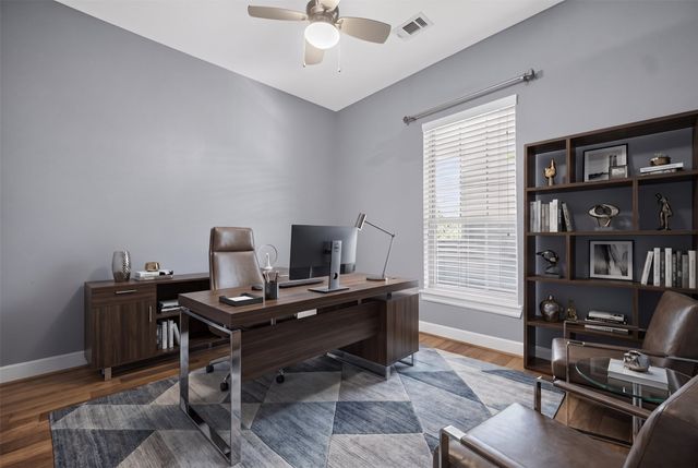 5015 Meridian Lane 2102, Addison, TX 75001