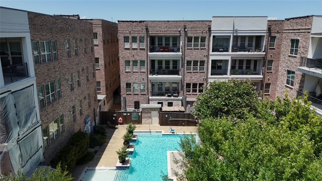 5015 Meridian Lane 2102, Addison, TX 75001