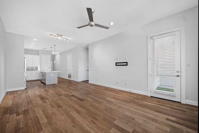 5015 Meridian Lane 2102, Addison, TX 75001