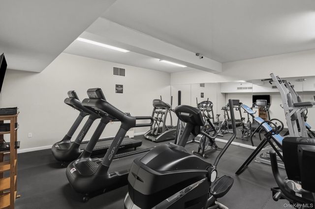 65 McKinley Avenue C2-5, White Plains, NY 10606