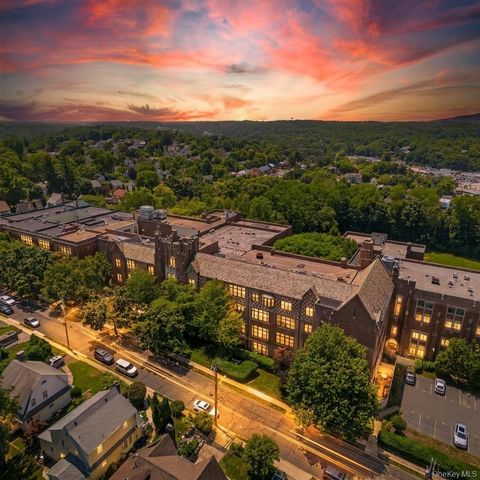 65 McKinley Avenue C2-5, White Plains, NY 10606