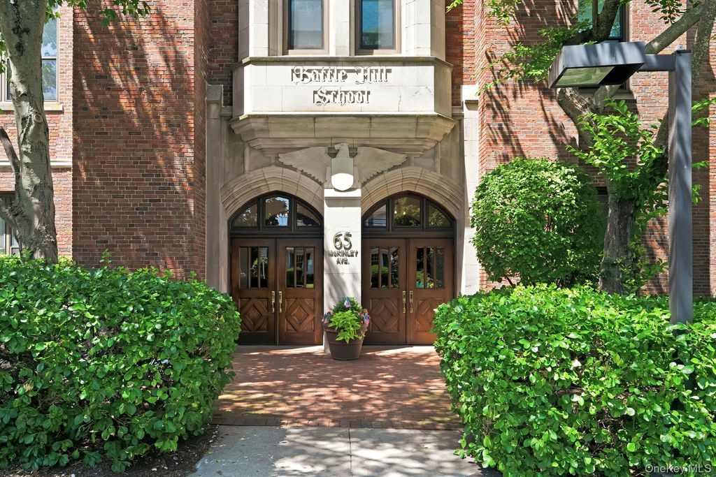 65 McKinley Avenue C2-5, White Plains, NY 10606