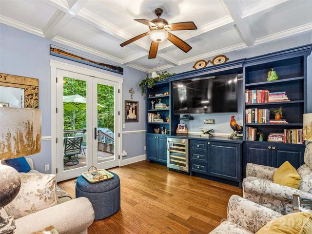 329 Kenmure Drive, Flat Rock, NC 28731