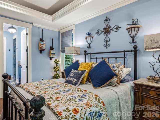329 Kenmure Drive, Flat Rock, NC 28731
