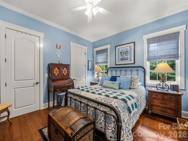 329 Kenmure Drive, Flat Rock, NC 28731