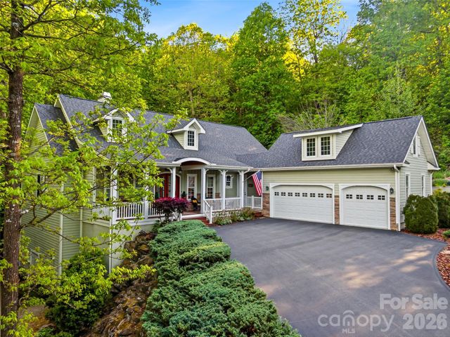 329 Kenmure Drive, Flat Rock, NC 28731