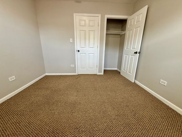 4351 Scott Street, Oak Forest, IL 60452