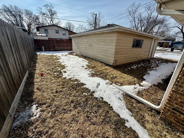 4351 Scott Street, Oak Forest, IL 60452