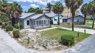 130 90TH AVENUE, Treasure Island, FL 33706