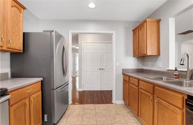 2850 Amerson Trail, Ellenwood, GA 30294