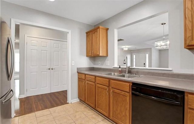 2850 Amerson Trail, Ellenwood, GA 30294