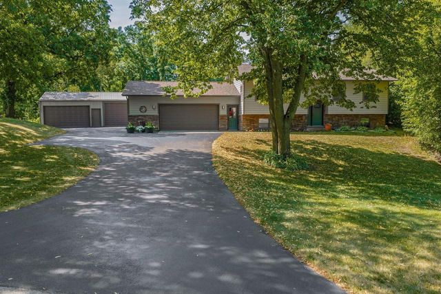 7475 Privett Road, Sauk City, WI 53583