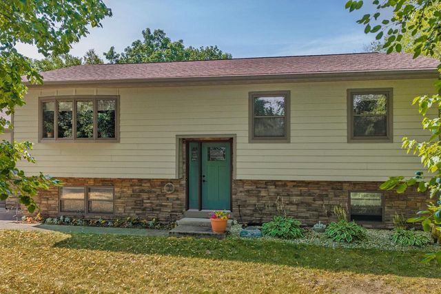 7475 Privett Road, Sauk City, WI 53583