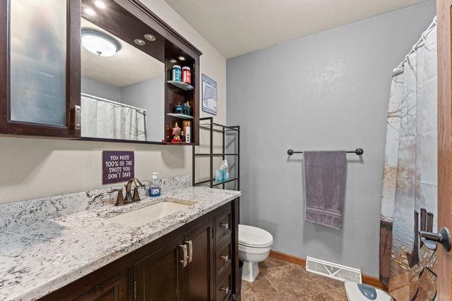 7475 Privett Road, Sauk City, WI 53583