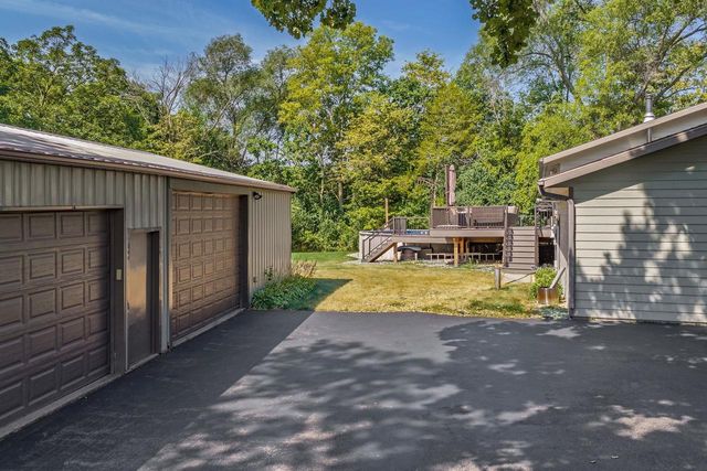 7475 Privett Road, Sauk City, WI 53583