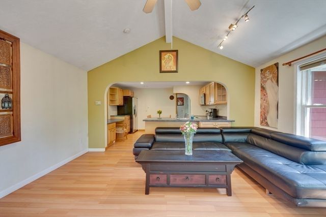 45 Riveredge Road, Billerica, MA 01862
