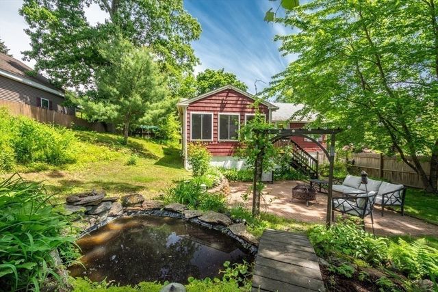 45 Riveredge Road, Billerica, MA 01862
