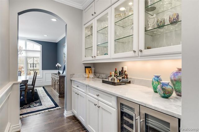 3010 E Bradford Drive, Bloomfield Hills, MI 48301