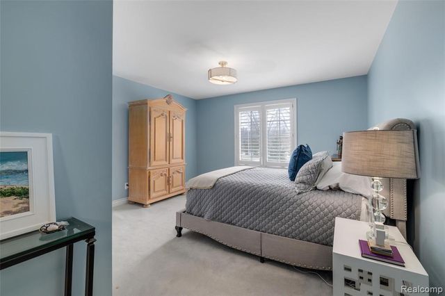 3010 E Bradford Drive, Bloomfield Hills, MI 48301