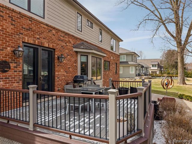 3010 E Bradford Drive, Bloomfield Hills, MI 48301