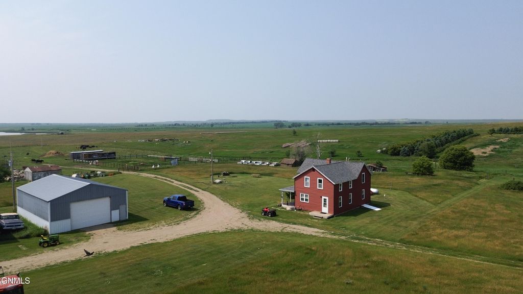 19050 Highway 14, Wing, ND 58494 photo 2