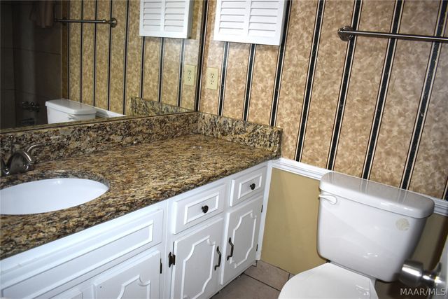 533 Glade Park Loop, Montgomery, AL 36109