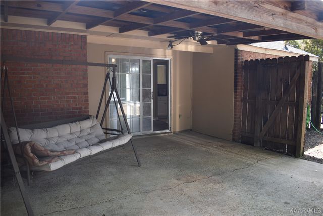 533 Glade Park Loop, Montgomery, AL 36109