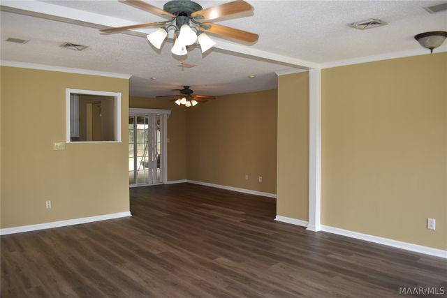 533 Glade Park Loop, Montgomery, AL 36109