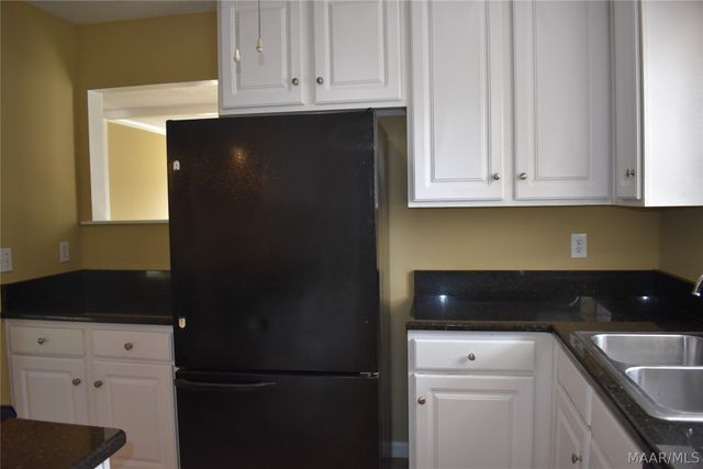 533 Glade Park Loop, Montgomery, AL 36109