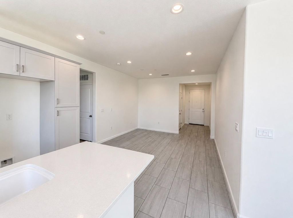 Image 7 of property listing at 780 Josephine Avenue, Madera, CA 93636