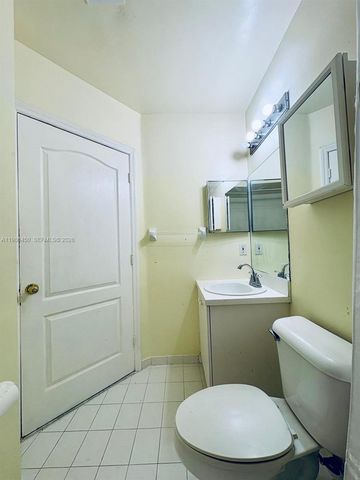 8346 NW 10th St 1F, Miami, FL 33126