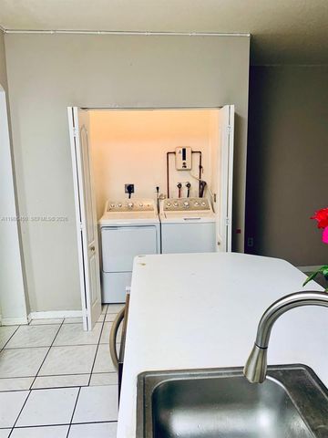 8346 NW 10th St 1F, Miami, FL 33126