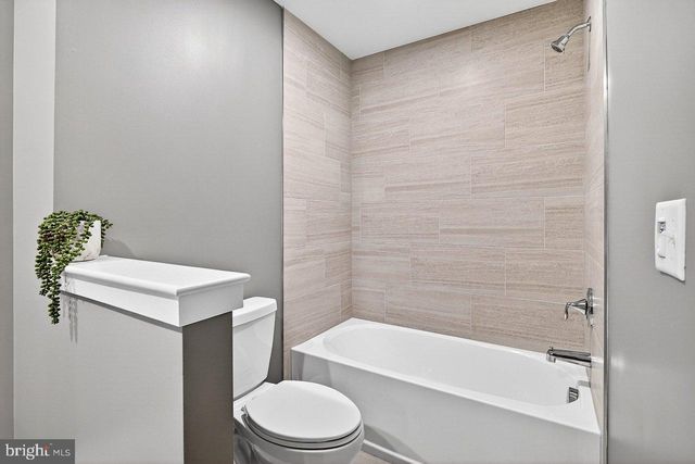 101 LOIS SERUBY DR, Titusville, NJ 08560