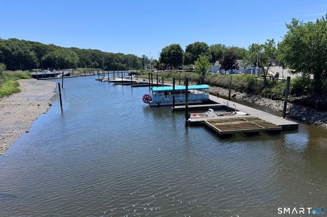 36 Shipyard Lane C, Milford, CT 06460