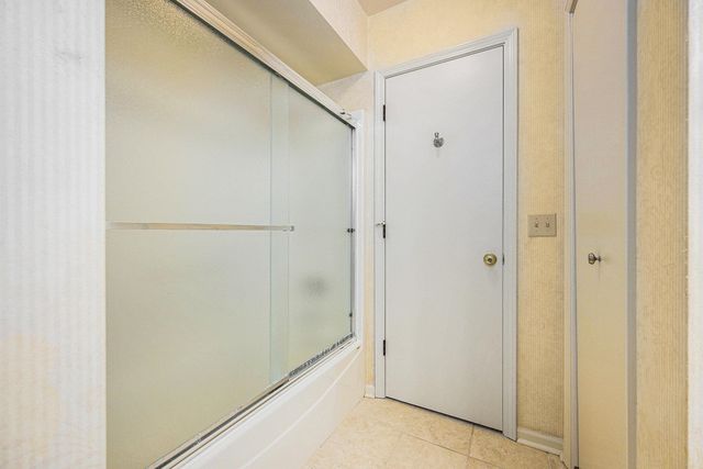 471 W South Street 105, Kalamazoo, MI 49007