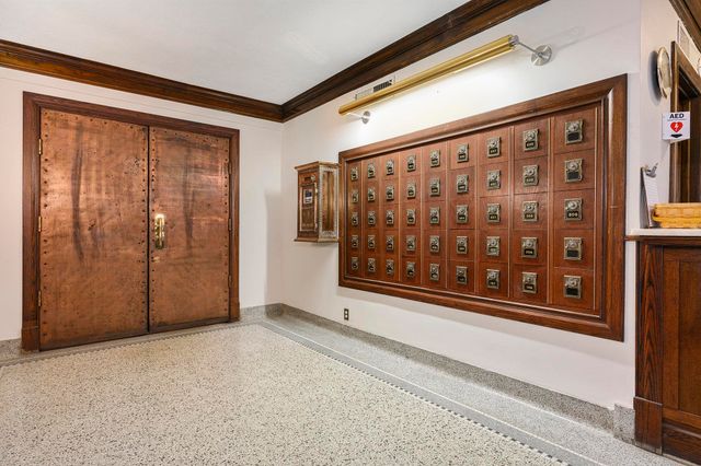 471 W South Street 105, Kalamazoo, MI 49007