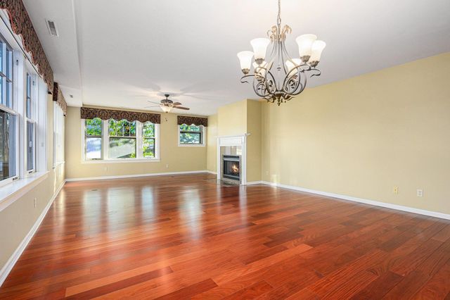 471 W South Street 105, Kalamazoo, MI 49007