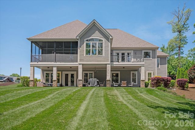 827 Misty Arbor Ford, Clover, SC 29710