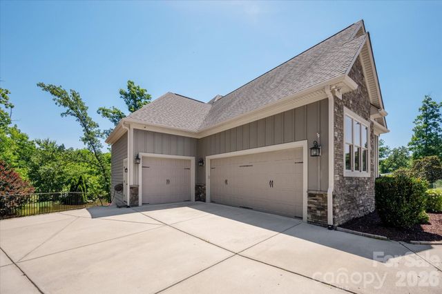 827 Misty Arbor Ford, Clover, SC 29710