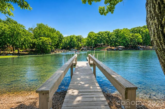 827 Misty Arbor Ford, Clover, SC 29710