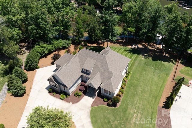 827 Misty Arbor Ford, Clover, SC 29710