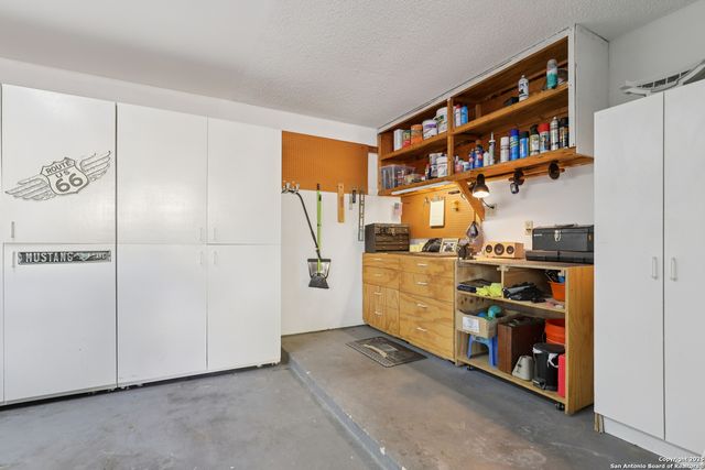 2323 Wilderness Wood, San Antonio, TX 78231