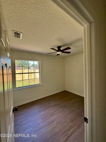 306 FAWNRIDGE Lane, Orange Park, FL 32073