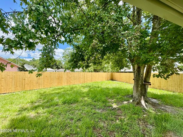 306 FAWNRIDGE Lane, Orange Park, FL 32073