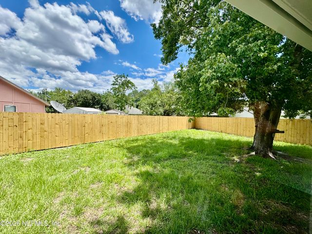 306 FAWNRIDGE Lane, Orange Park, FL 32073