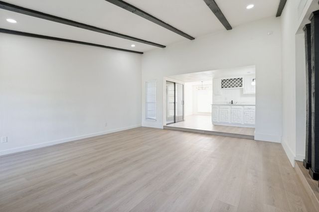 1910 Rambling Ridge Lane, Carrollton, TX 75007