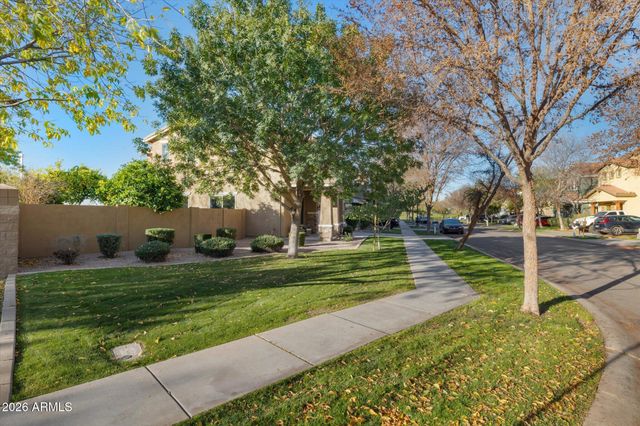 3437 E MESQUITE Street, Gilbert, AZ 85296