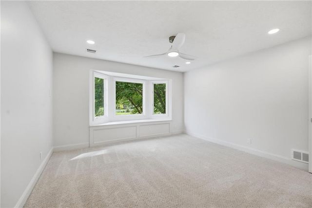 3353 W 129th Terrace, Leawood, KS 66209