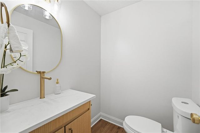 3353 W 129th Terrace, Leawood, KS 66209