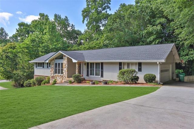 3847 Viking Court, Atlanta, GA 30360